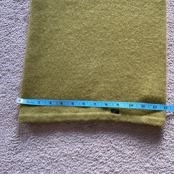 Jackpot angora wool scarf. O/S green in excellent condition - Picture 3 of 8